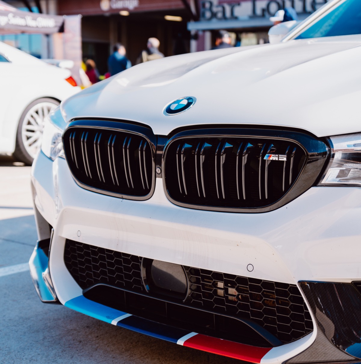 Colin Woods Motors Ltd